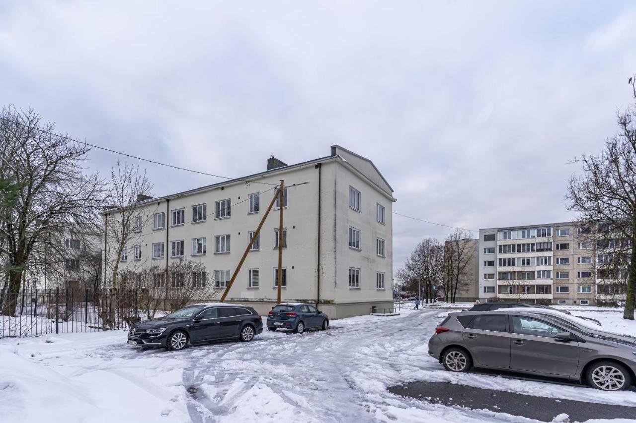 Pae 52 Apartment, Free Parking ,Airport 2Km Tallinn Exterior photo